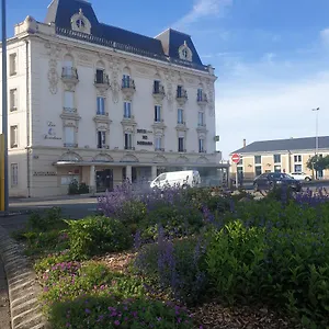 Logis Des Bourbons Hotel Montluçon